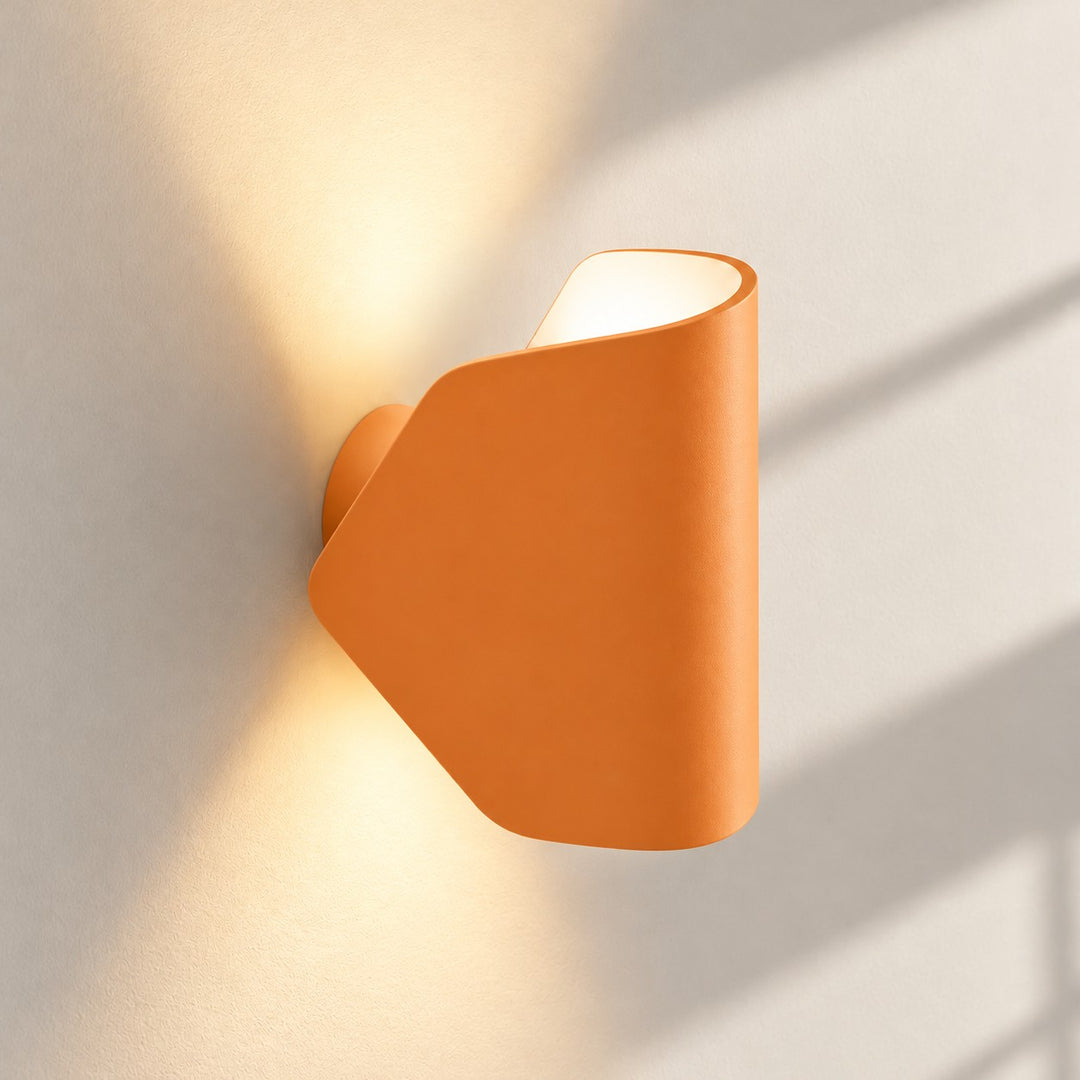 Textured Rim Pointed Shade Aluminium Wall Light