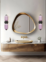 Cargar imagen en el visor de la Galería, Aplique de pared horizontal Eloise de cristal vintage americano con forma de farol
