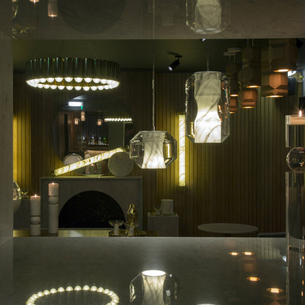 Suspension en verre et albâtre