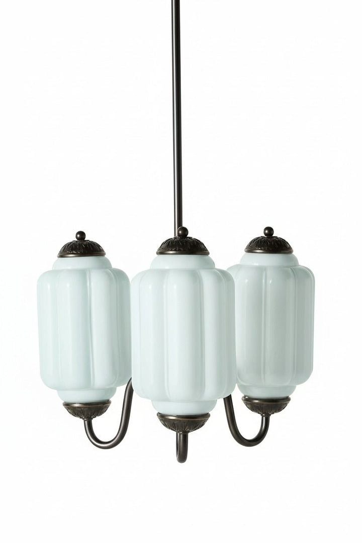 Lámpara colgante Eloise de vidrio lechoso festoneado de inspiración vintage: lámpara de acento moderna para cocina y dormitorio.