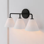 Cargar imagen en el visor de la Galería, Aplique de pared Conica Cone: iluminación moderna de vidrio de 1, 2 y 3 luces
