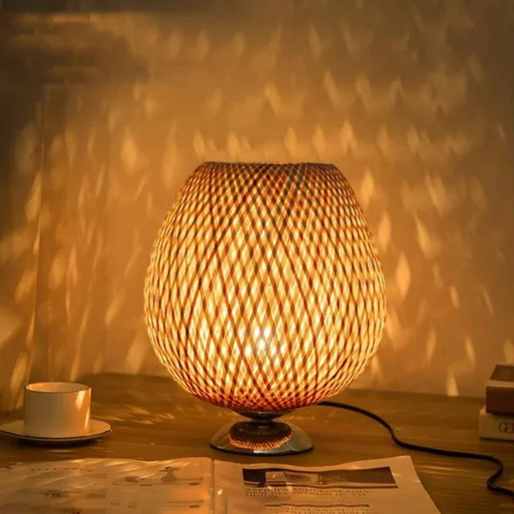 Handgefertigte Nachhaltige Bambus Tischlampe