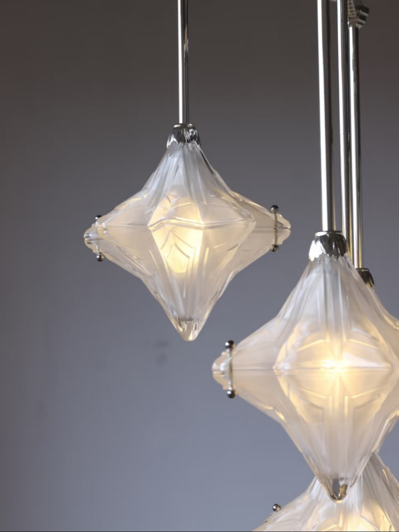 Lustre Art Déco Étoile – Luminaire déco en verre dépoli pour salle à manger – Astris Vega 