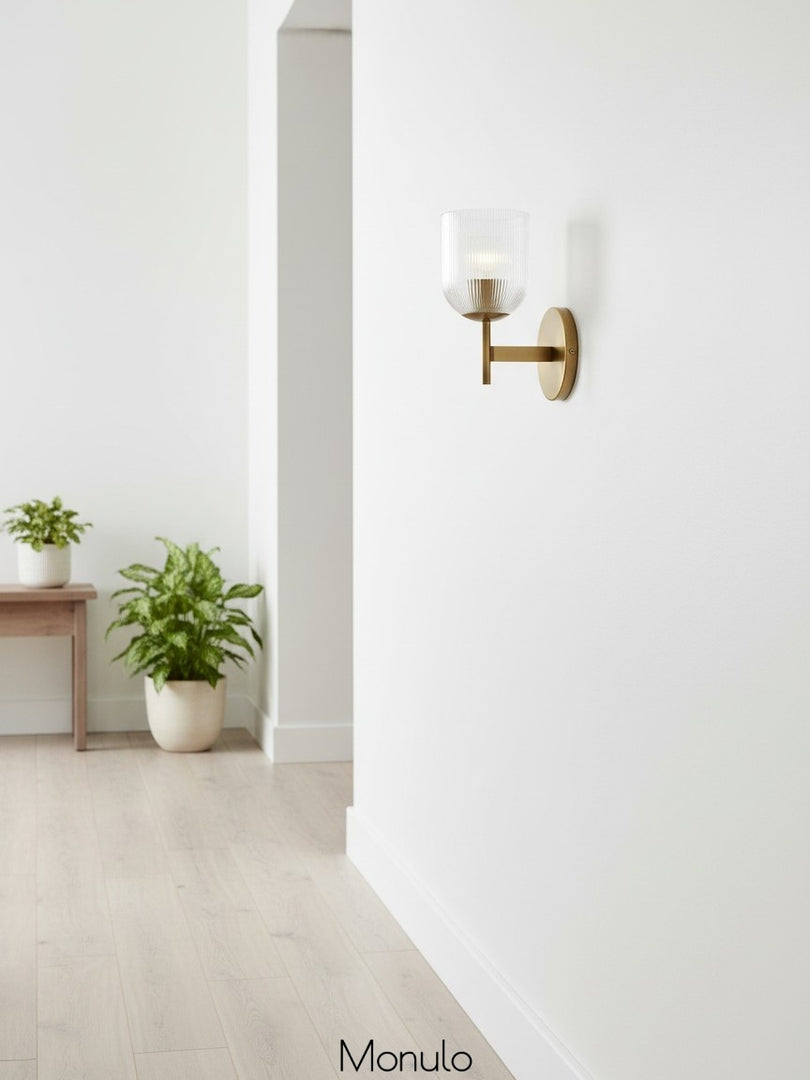Bravira gerippte Glasschale – Messing- & Glas-Wandlampe in Einzel-, Doppel- & Dreifach-Designs