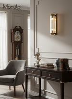 Bild in Gallery-Viewer laden, Bravira gerippte Wandleuchte – geripptes Glaslicht mit Messing- und Glas-Wandlampe
