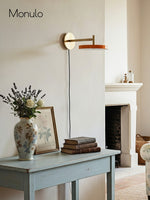 Cargar imagen en el visor de la Galería, Aplique de pared metálico monocromático escandinavo: iluminación para la decoración del dormitorio
