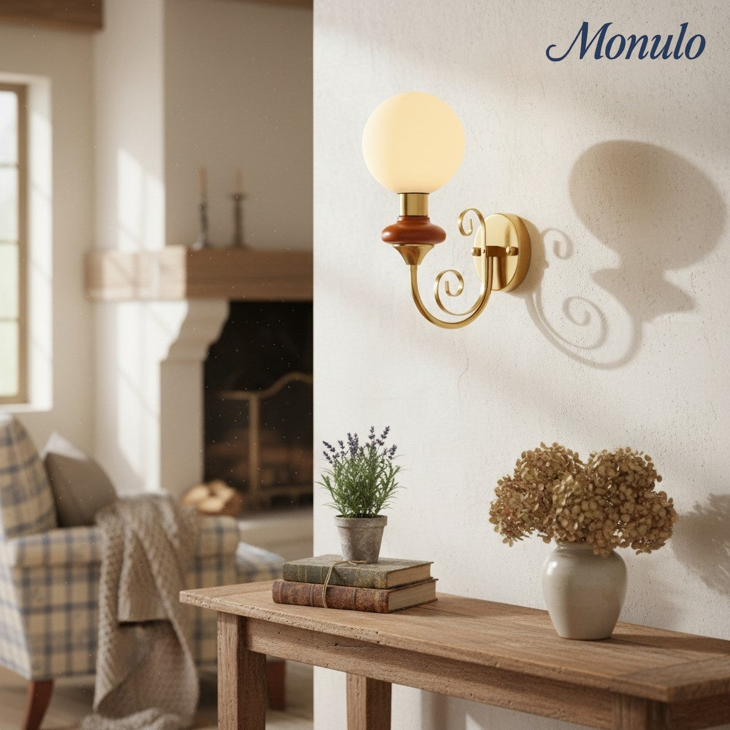 Applique murale verticale en métal sculptural Radiara – applique murale sculpturale moderne pour salon et couloir