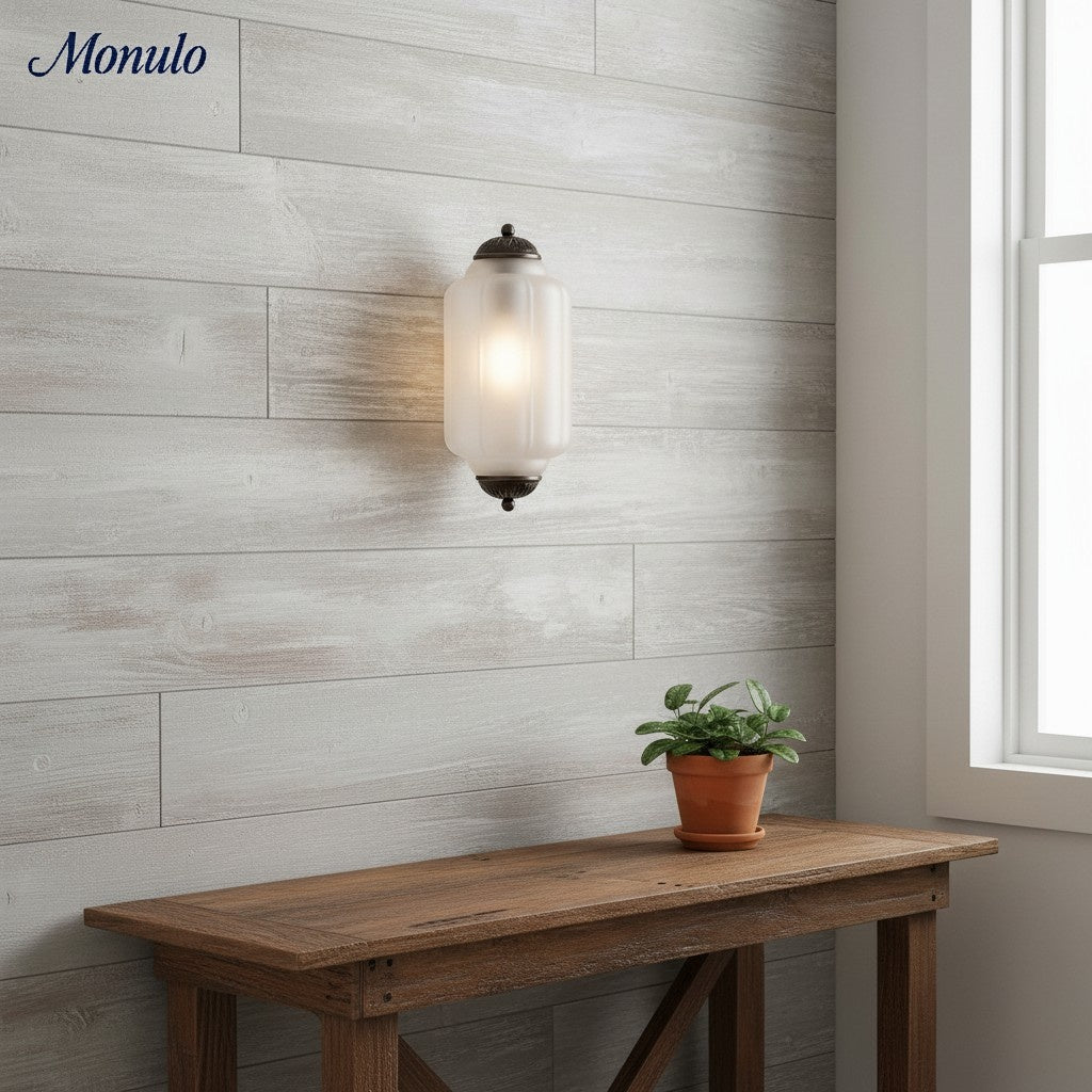 Aplique de pared Eloise vintage de vidrio lechoso festoneado: iluminación de acento moderna para baño y dormitorio