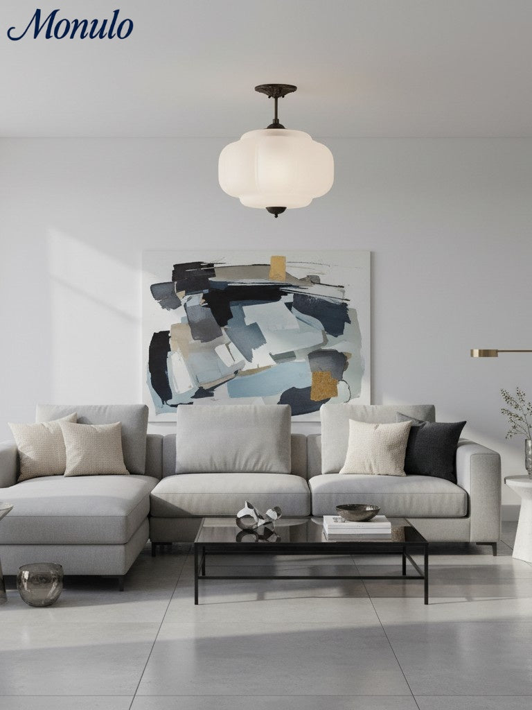 Suspension semi-encastrée en verre opalin vintage Eloise à bord festonné