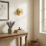 Bild in Gallery-Viewer laden, Solna Minimalistische Runde Glas-Wandleuchte mit Keramikfuß für Schlafzimmer und Flur
