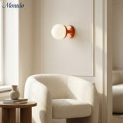 Applique murale sculpturale Nebulon avec forme organique pour salons et couloirs