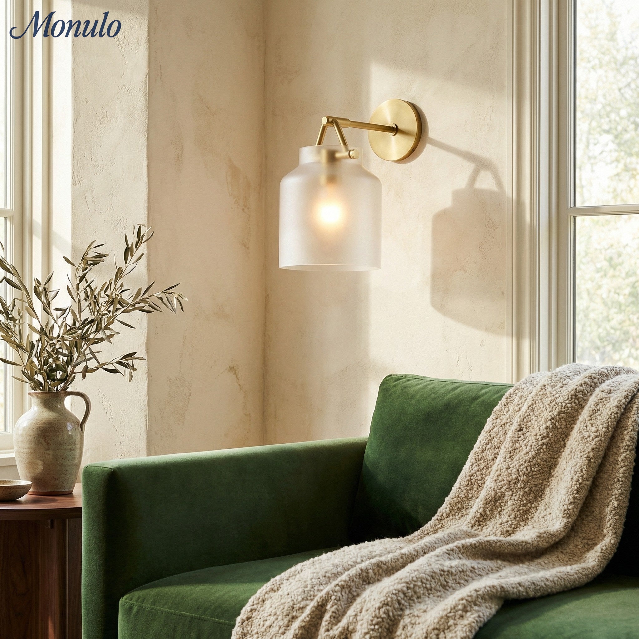 Hanton Minimalistische Wandleuchte – Vintage Milchglas-Wandleuchte mit Metallakzent