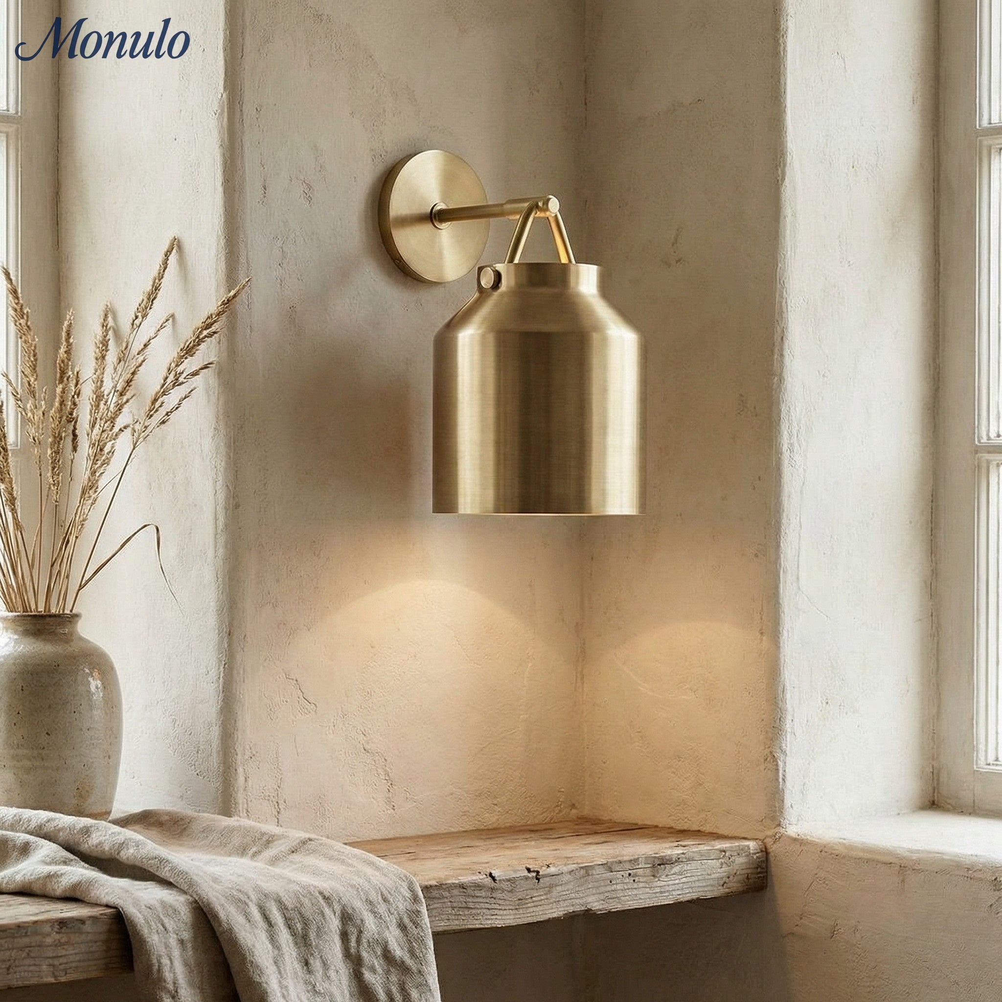 Hanton Minimalistische Wandleuchte – Vintage Milchglas-Wandleuchte mit Metallakzent