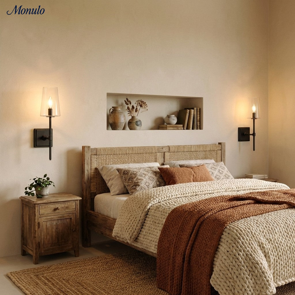 Aplique de vidrio transparente Derlina: elegante aplique para tocador individual o triple