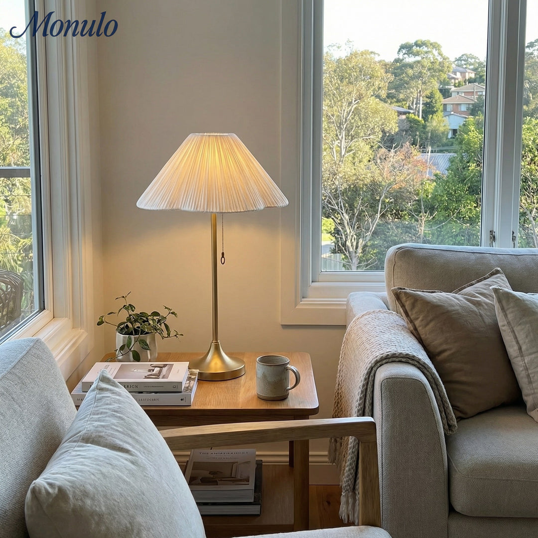 Blossine Elegante Leinen-Tischlampe mit gewelltem Rand – Moderne Lampe für das Schlafzimmer