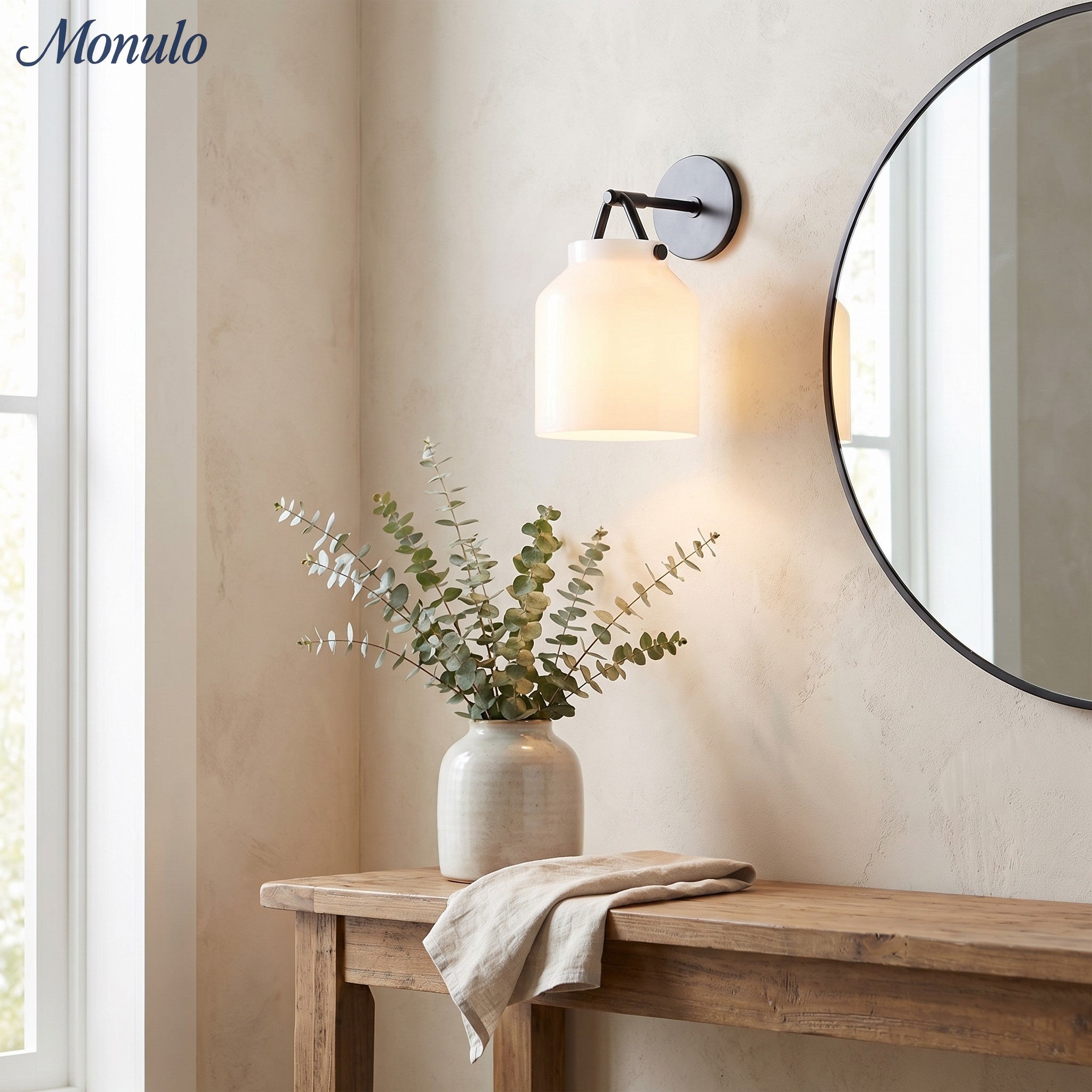 Hanton Minimalistische Wandleuchte – Vintage Milchglas-Wandleuchte mit Metallakzent