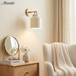 Cargar imagen en el visor de la Galería, Aplique de Pared Minimalista Hanton – Aplique Vintage de Vidrio Lechoso y Acento de Metal