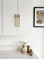 Bild in Gallery-Viewer laden, Verlitho Künstlerischer Minimalistischer Schrankgriff - Griff für Kleiderschranktüren