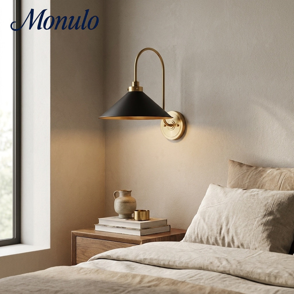 Applique murale vintage contemporaine avec structure courbée pour chambre, salon et couloir