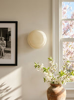 Bild in Gallery-Viewer laden, Coloria Modern Bunte Opalglas Kugel-Wandlampe – Ideal für Wohnzimmer und Schlafzimmer