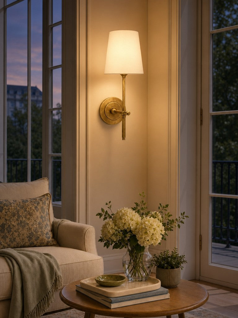 Applique murale Bryant Classic avec abat-jour en tissu Style élégant - Éclairage de chevet pour chambre