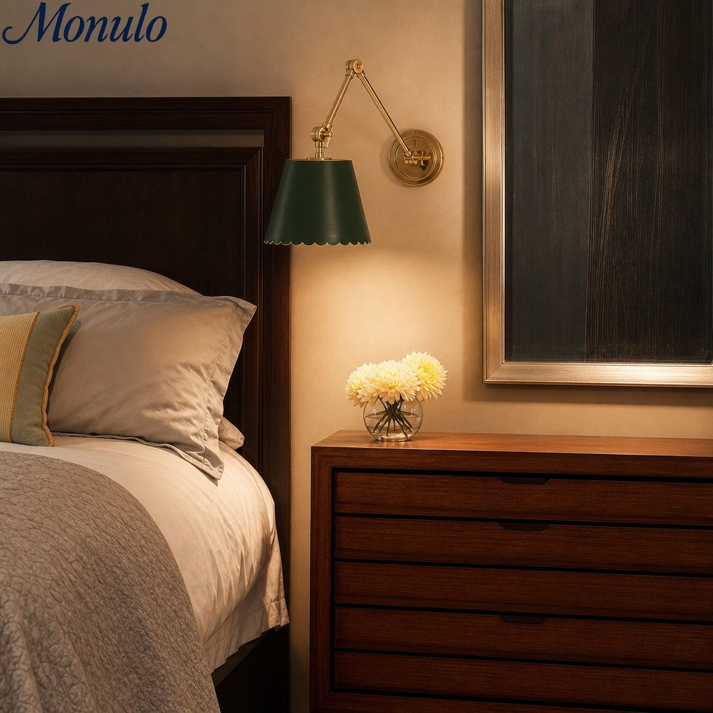 Aplique de pared Foldray con pantalla cilíndrica festoneada: Lámpara de pared rústica moderna para dormitorio