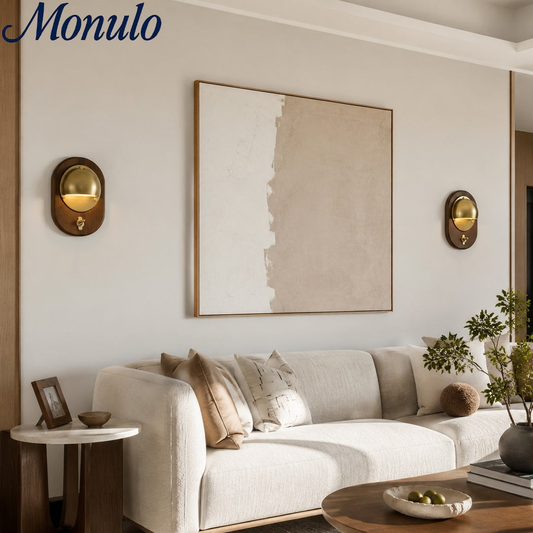 Applique murale moderne Ivoran - Lampe sphérique en bois de frêne et laiton pour chambre et couloir