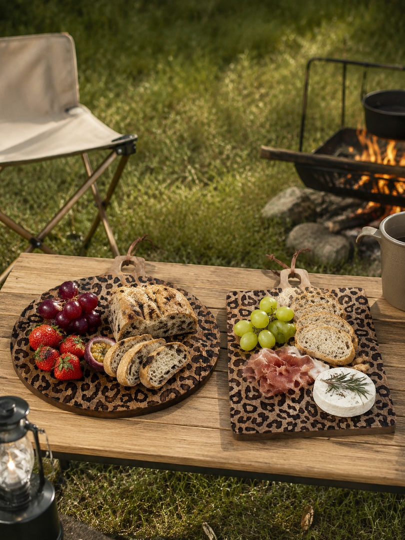 Tabla sólida de madera de sapele con diseño de leopardo - Accesorio funcional para comedor y cocina
