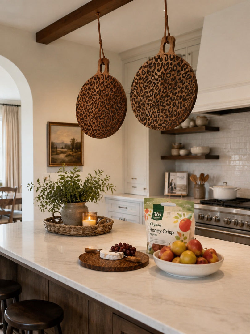 Tabla sólida de madera de sapele con diseño de leopardo - Accesorio funcional para comedor y cocina