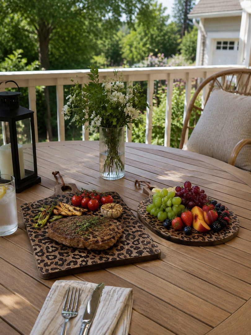 Tabla sólida de madera de sapele con diseño de leopardo - Accesorio funcional para comedor y cocina