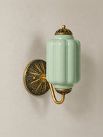 Bild in Gallery-Viewer laden, Vintage Milchglas Wandleuchte Nachttisch Flur Eloise Wandleuchte