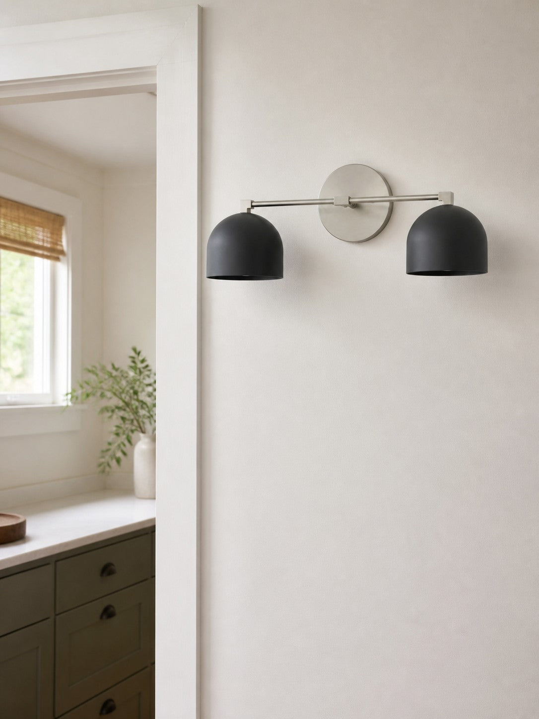 Metio Dome Schminkspiegel Wandleuchte – Mid-Century Leuchte für Badezimmer