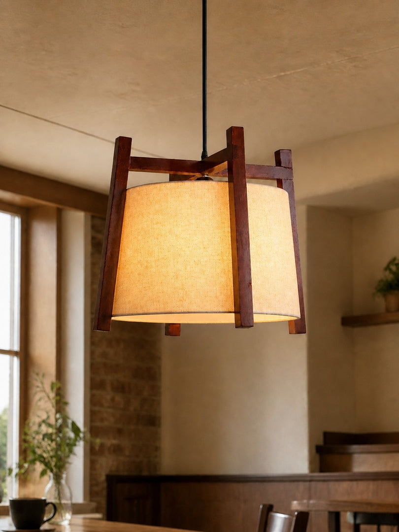 Lámpara colgante japonesa con estructura de madera y pantalla de tela: acabado de madera natural o nogal para el comedor y la isla de cocina
