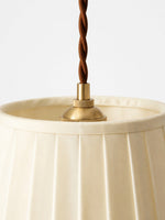Bild in Gallery-Viewer laden, Eaveside Skirt Vintage Stoffschirm-Pendelleuchte  