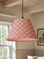 Bild in Gallery-Viewer laden, Eaveside Skirt Vintage Stoffschirm-Pendelleuchte  