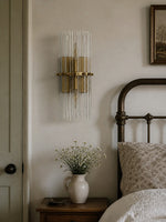 Charger l'image dans la visionneuse de galerie, Applique murale double en cristal Lumora pour chambre à coucher