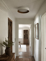 Charger l'image dans la visionneuse de galerie, Plafonnier rond minimaliste Crelina - Luminaire fin et discret, idéal pour les chambres ou les appartements