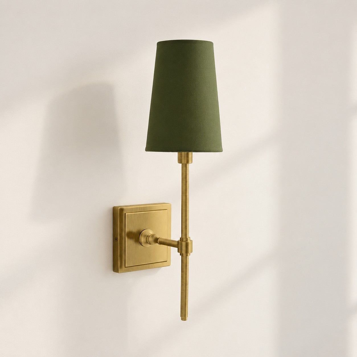 Rowan Wandleuchte mit Leinenschirm – Retro-Metallwandleuchte für Schlafzimmer und Flur
