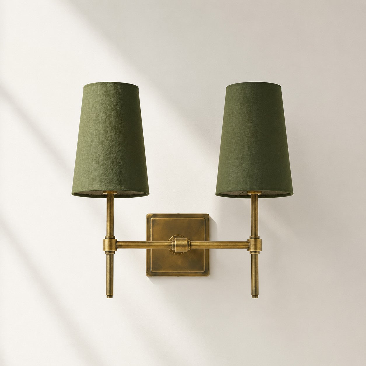 Rowan Wandleuchte mit Leinenschirm – Retro-Metallwandleuchte für Schlafzimmer und Flur