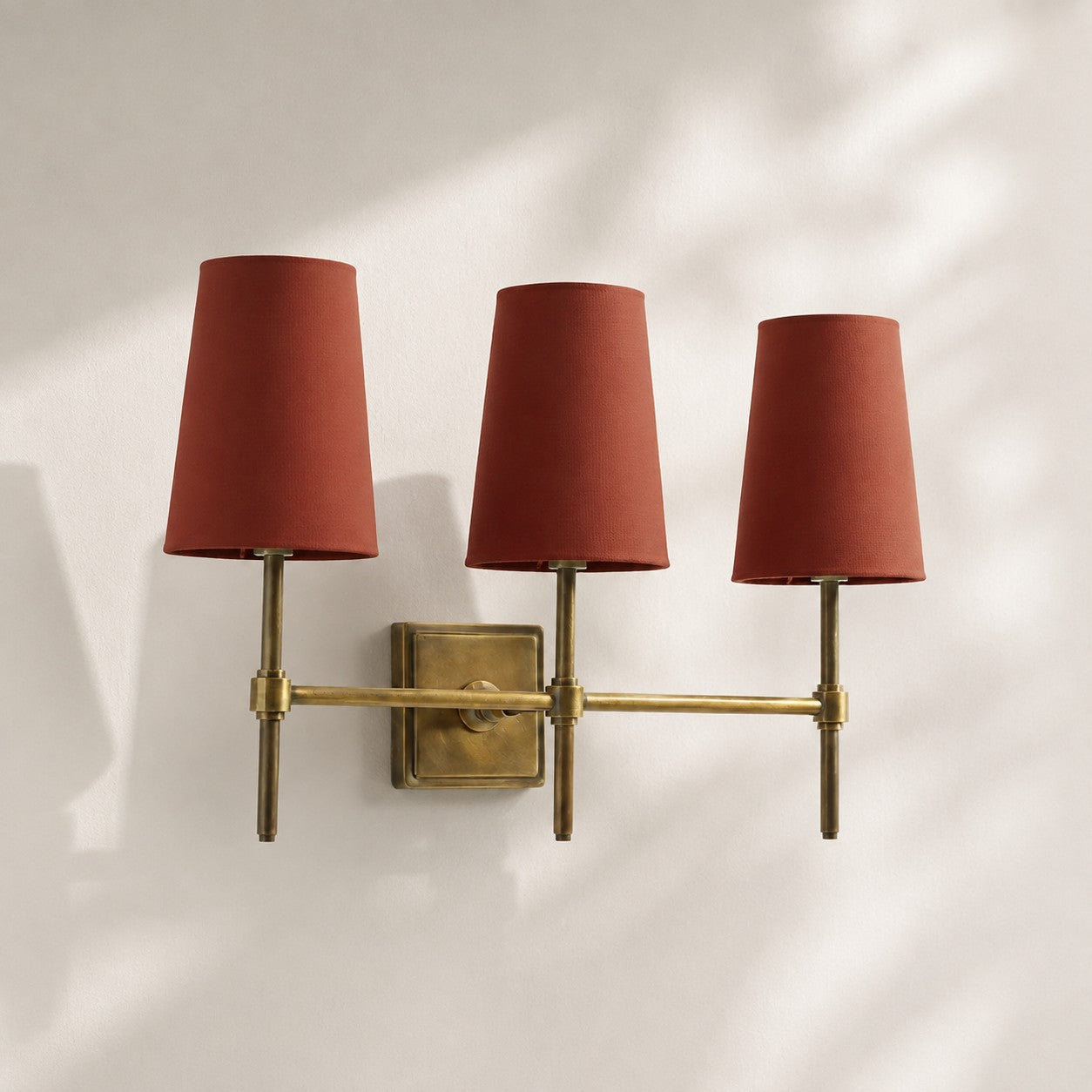 Rowan Wandleuchte mit Leinenschirm – Retro-Metallwandleuchte für Schlafzimmer und Flur