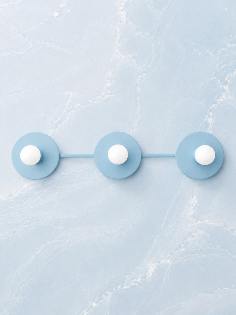 Aplique de pared minimalista de 3 luces para tocador – Lámpara de baño con disco metálico redondo para espejo