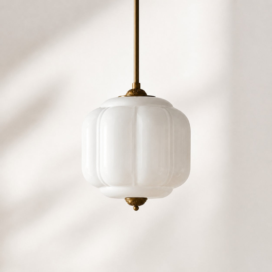 Eloise Vintage inspiriertes gewelltes Milchglas-Anhänger - modernes Akzentlicht für Küche und Schlafzimmer