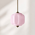 Bild in Gallery-Viewer laden, Eloise Vintage inspiriertes gewelltes Milchglas-Anhänger - modernes Akzentlicht für Küche und Schlafzimmer