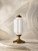 Bild in Gallery-Viewer laden, Eloise Scallop Glasschirm Vintage-inspirierte Tischlampe für Schlafzimmer und Wohnzimmer Akzentbeleuchtung