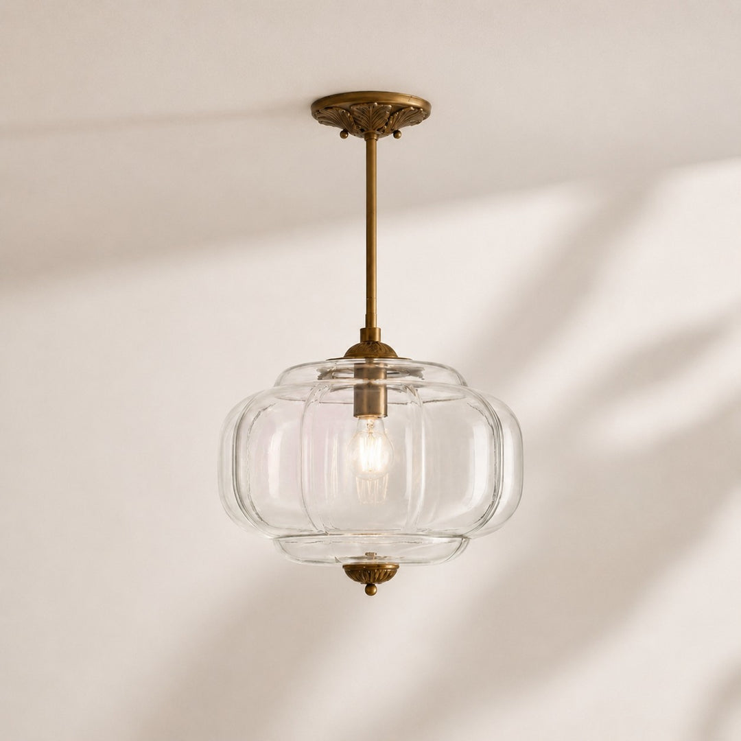 Eloise Vintage inspiriertes gewelltes Milchglas-Anhänger - modernes Akzentlicht für Küche und Schlafzimmer