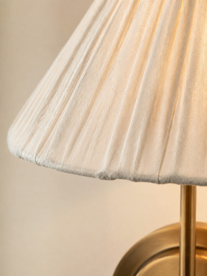 Blossine Wandleuchte aus Bronze mit Leinenschirm – klassische, plissierte Stoffwandleuchte für Schlafzimmer und Flur