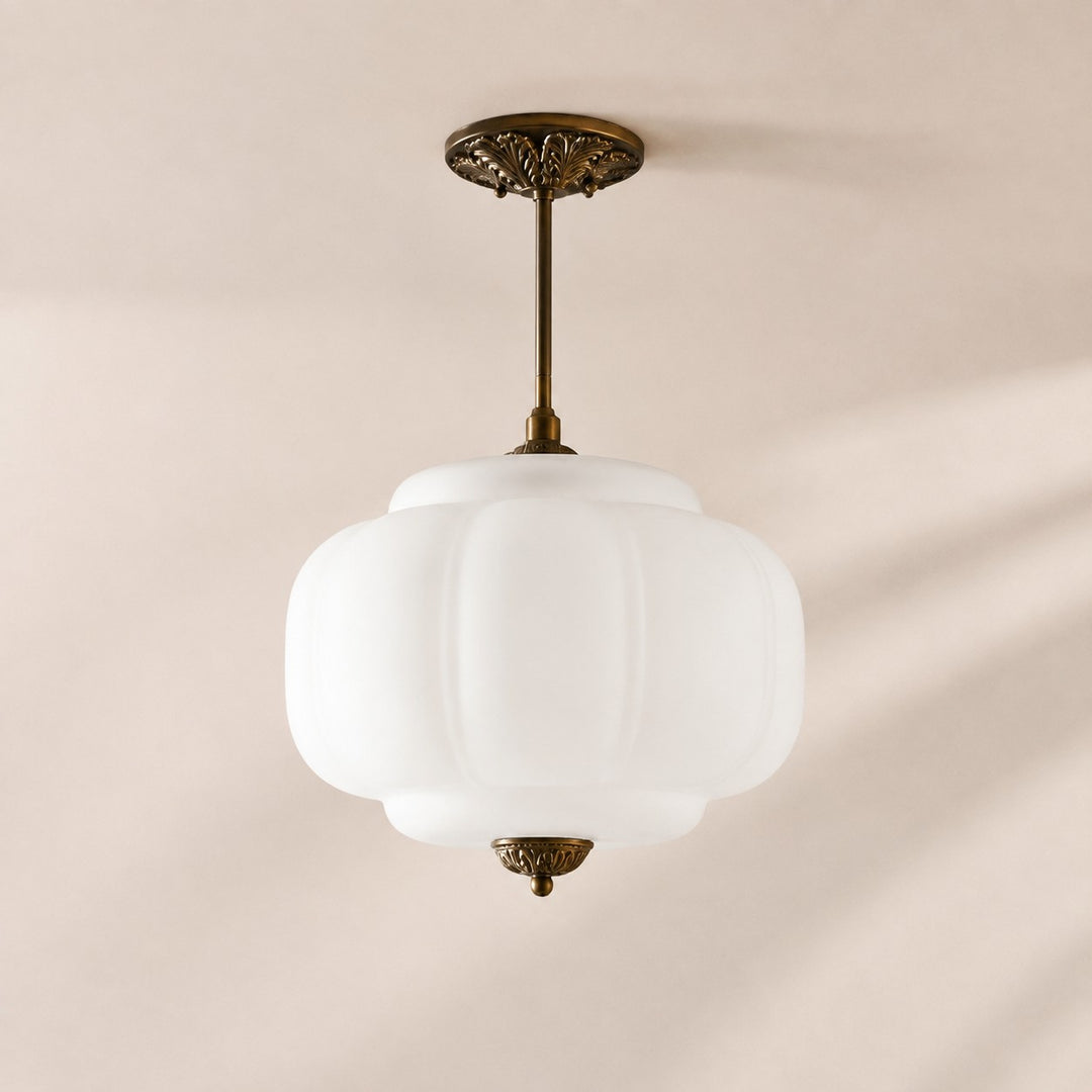 Eloise Vintage inspiriertes gewelltes Milchglas-Anhänger - modernes Akzentlicht für Küche und Schlafzimmer