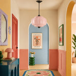 Bild in Gallery-Viewer laden, Eloise Vintage inspiriertes gewelltes Milchglas-Anhänger - modernes Akzentlicht für Küche und Schlafzimmer