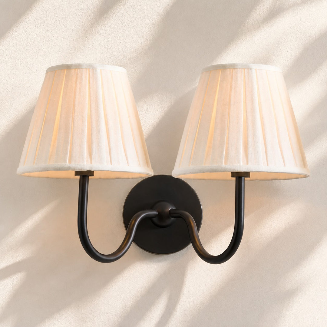 Applique murale en tissu Luvora avec abat-jour tambour - Applique plissée classique