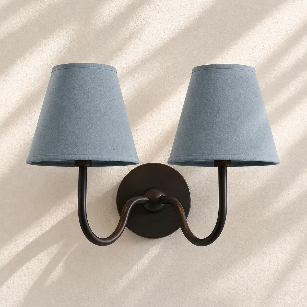 Aplique de pared Luvora con pantalla de tela y pantalla de tambor - Aplique plisado clásico